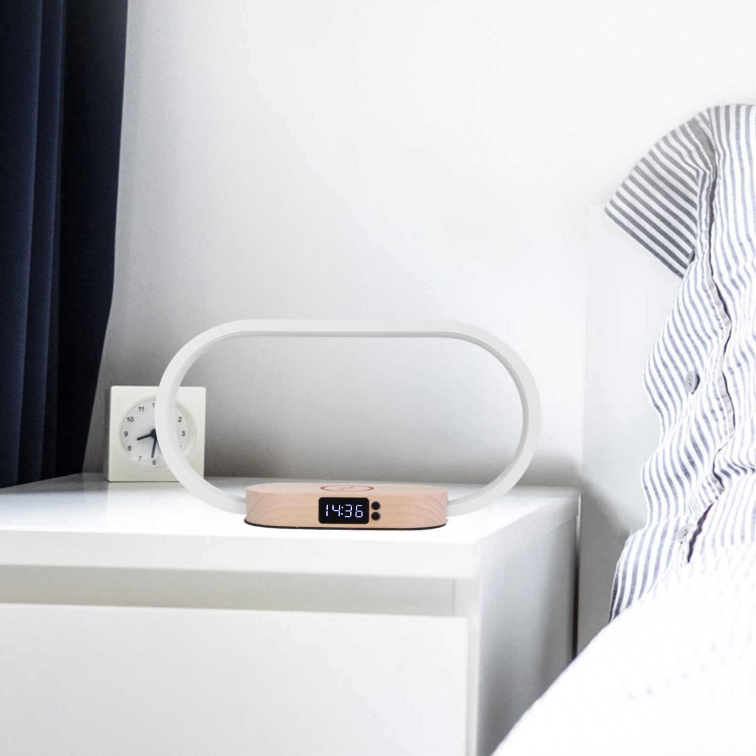wireless charging bedside lamp with clock